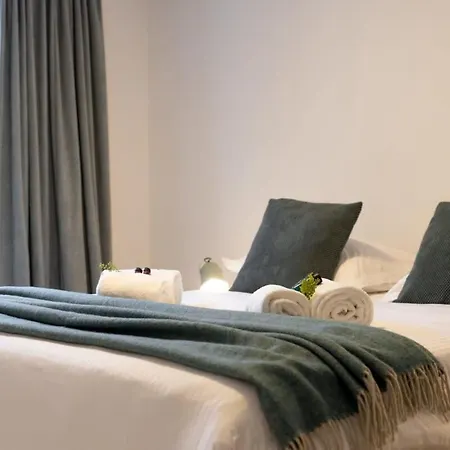 Apartamento Huswell - Stylish Duplex In Town House