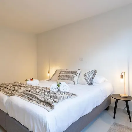 Apartamento Huswell - Stylish Duplex In Town House Ostende