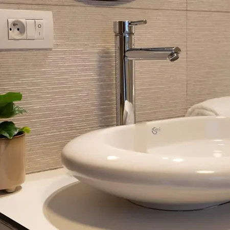 Huswell - Stylish Duplex In Town House Apartamento *